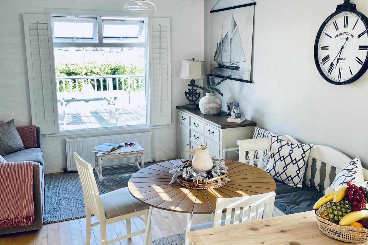 Wavecrest Holiday Cottage By Trident Holiday Homes Garryvoe Bagian luar foto