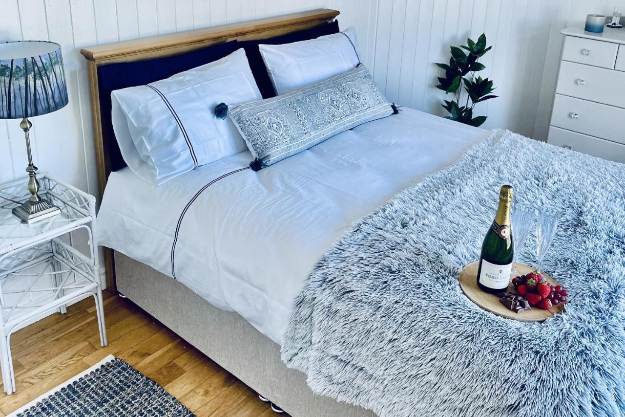 Wavecrest Holiday Cottage By Trident Holiday Homes Garryvoe Bagian luar foto